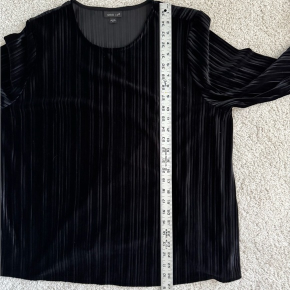 J. Jill Wearever Collection Black Velvet Pleated Top - Picture 9 of 9